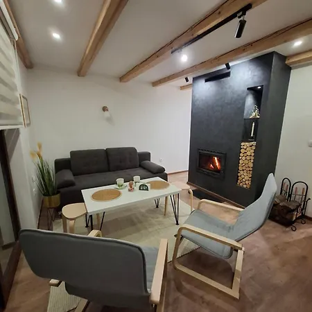 Vikendica Sedam Patuljaka パレ