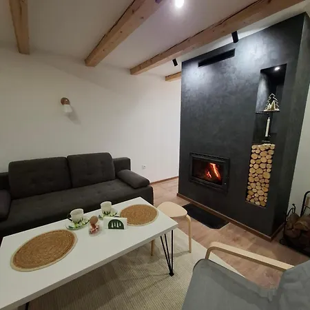 Nyaraló Vikendica Sedam Patuljaka Pale